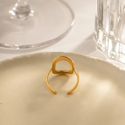 Bulky Circular Ring